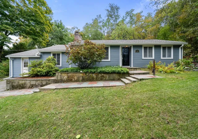 Photo 1 of Single family home for sale at 208 Mount Vernon Rd E, East Weymouth, MA 02189 | MLS# 73586151 | Listing updated on 2026-10-16