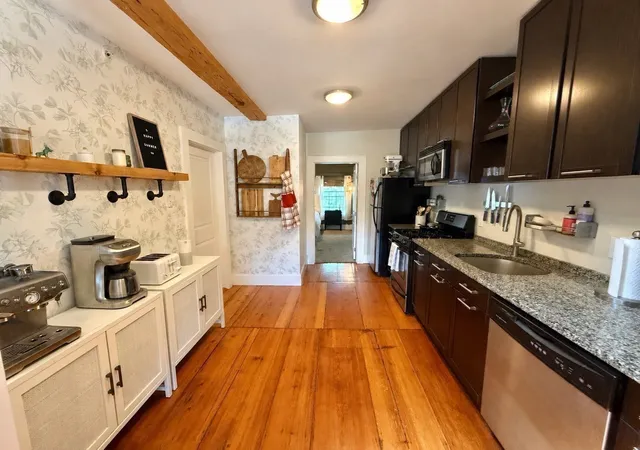 Photo 4 of Condo for sale at 6 Union St #3, Salem, MA 01970 | MLS# 73571442 | Listing updated on 2026-09-10