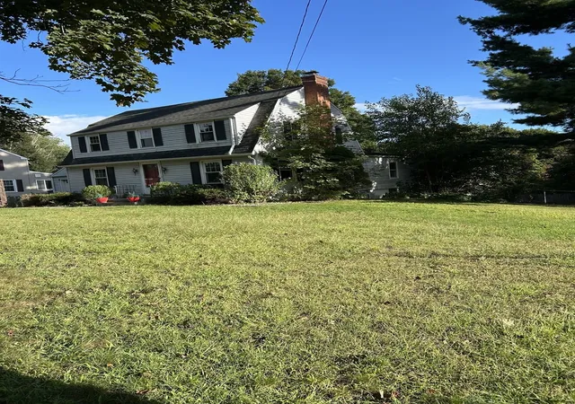 Photo 2 of Single family home for sale at 27 Hilltop St, West Springfield, MA 01089 | MLS# 73572358 | Listing updated on 2026-09-18