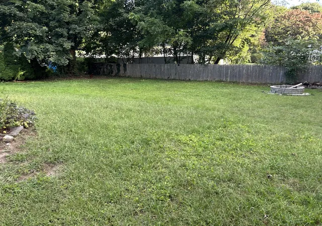 Photo 4 of Single family home for sale at 27 Hilltop St, West Springfield, MA 01089 | MLS# 73572358 | Listing updated on 2026-09-18