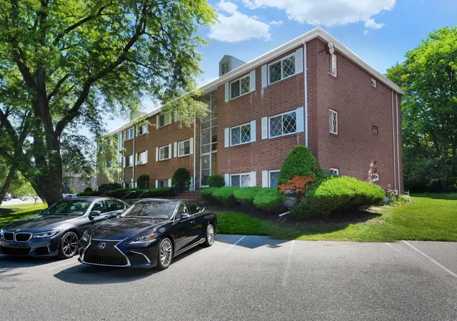 Condo for sale at 30 Fernview Ave #6, North Andover, MA 01845 | MLS# 73574829