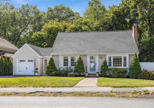Photo 2 of Sale Pending at 51 Hopkins St, Reading, MA 01867 | MLS# 73573883 | Listing updated on 2026-09-23