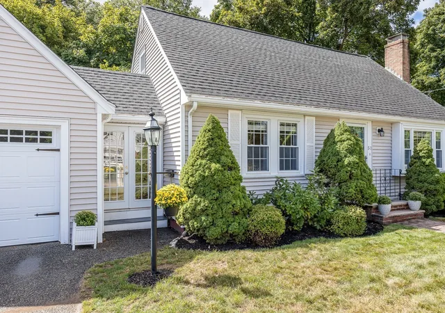 Photo 3 of Sale Pending at 51 Hopkins St, Reading, MA 01867 | MLS# 73573883 | Listing updated on 2026-09-23