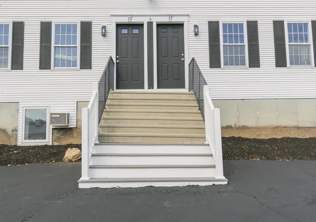 Photo 3 of Single family home for sale at 28a Boylston St, Worcester, MA 01605 | MLS# 73579793 | Listing updated on 2026-09-22