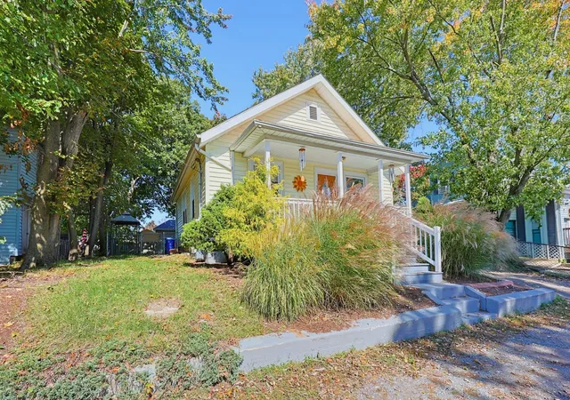 Photo 2 of Single family home for sale at 73 Turner St, Attleboro, MA 02703 | MLS# 73579853 | Listing updated on 2026-10-25