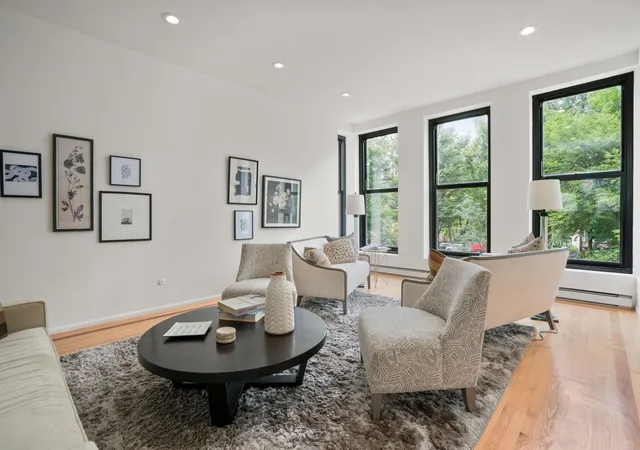 Listing Photo 1 - Condo for sale in building located at 160 Commonwealth Ave, Boston, MA 02116 - Unit #218