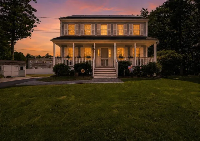 Photo 2 of Single family home for sale at 305 Mount Vernon St, Fitchburg, MA 01420 | MLS# 73570503 | Listing updated on 2026-09-13