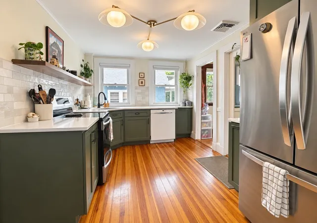 Photo 3 of Condo for sale at 134 Tyndale St #2, Roslindale, MA 02131 | MLS# 73574601 | Listing updated on 2026-09-14