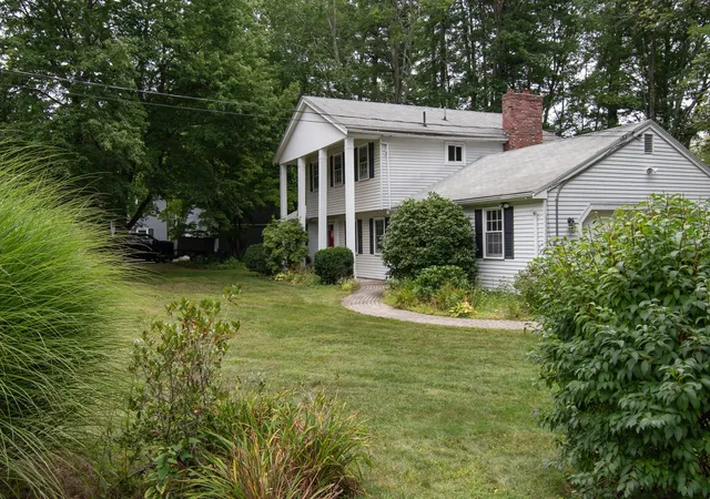 Photo 2 of Single family home for sale at 16 Crabapple Ln, Chelmsford, MA 01824 | MLS# 73574777 | Listing updated on 2026-09-13