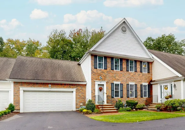 Photo 2 of Single family home for sale at 23 Turtlebrook Way, Medfield, MA 02052 | MLS# 73585052 | Listing updated on 2026-10-10