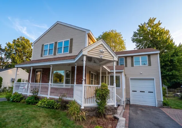 Photo 3 of Single family home for sale at 773 Washington St, Haverhill, MA 01832 | MLS# 73573122 | Listing updated on 2026-09-16