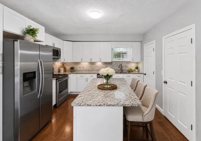 Photo 3 of Single family home for sale at 660 Pleasant St, Rochdale, MA 01542 | MLS# 73578480 | Listing updated on 2026-10-14