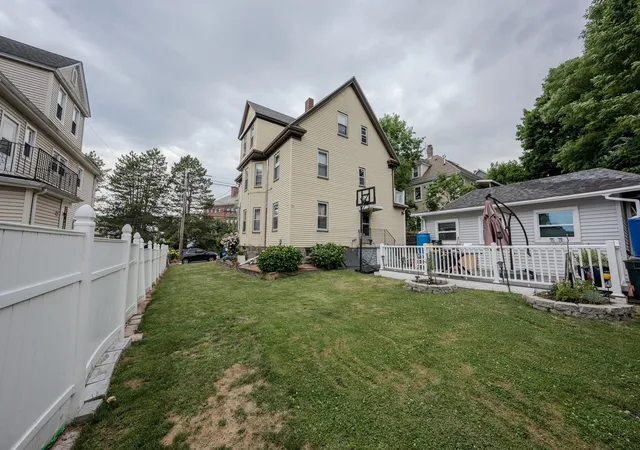 Photo 2 of Multi family home for sale at 162 164 Glendale Rd, Quincy, MA 02169 | MLS# 73580478 | Listing updated on 2026-09-25