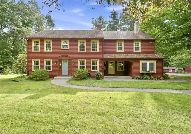 Photo 1 of Single family home for sale at 36 Honey Pot Rd, Westfield, MA 01085 | MLS# 73581264 | Listing updated on 2026-10-23