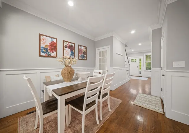 Listing Photo 4 - Condo for sale in building located at 94 E Side Pkwy, Newton, MA 02458 - Unit #94