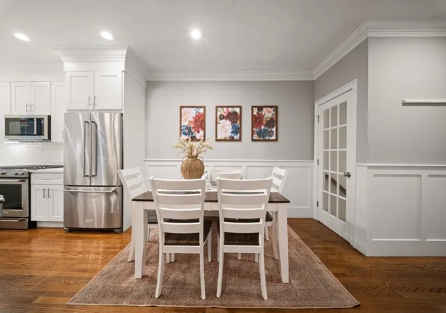 Listing Photo 5 - Condo for sale in building located at 94 E Side Pkwy, Newton, MA 02458 - Unit #94