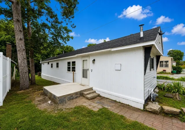 Photo 2 of Manufactured home for sale at 163 Highland St, Clinton, MA 01510 | MLS# 73573322 | Listing updated on 2026-09-14