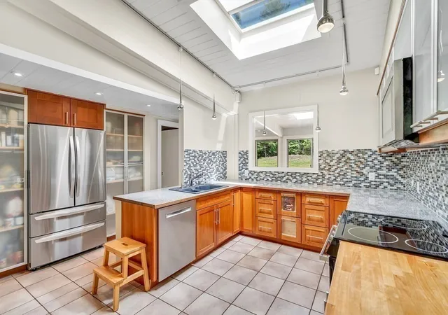 Photo 4 of Single family home for sale at 921 Main St, Bolton, MA 01740 | MLS# 73573131 | Listing updated on 2026-09-12