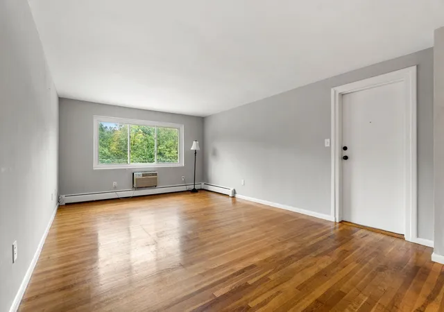Photo 4 of Condo for sale at 3 Albert Dr #11, Woburn, MA 01801 | MLS# 73575725 | Listing updated on 2026-09-14