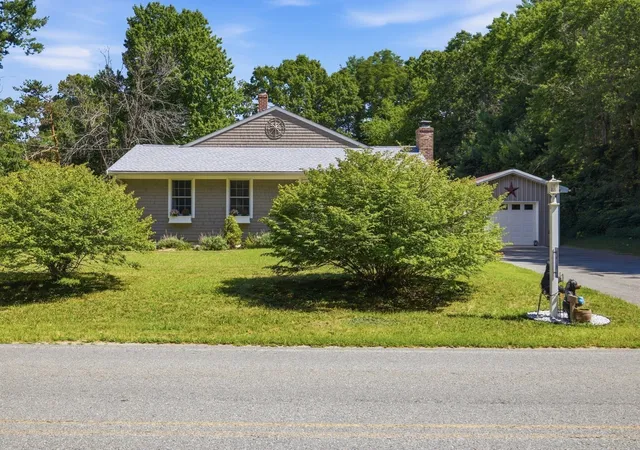 Photo 3 of Single family home for sale at 298 Neck Rd, Rochester, MA 02770 | MLS# 73570555 | Listing updated on 2026-09-17