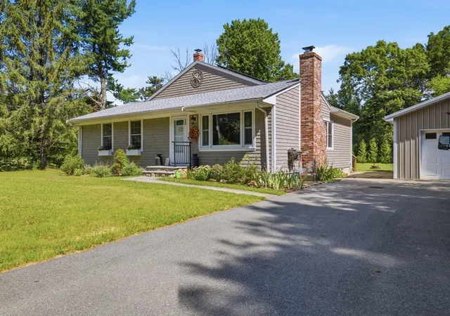 Photo 3 of Single family home for sale at 298 Neck Rd, Rochester, MA 02770 | MLS# 73570555 | Listing updated on 2026-09-17