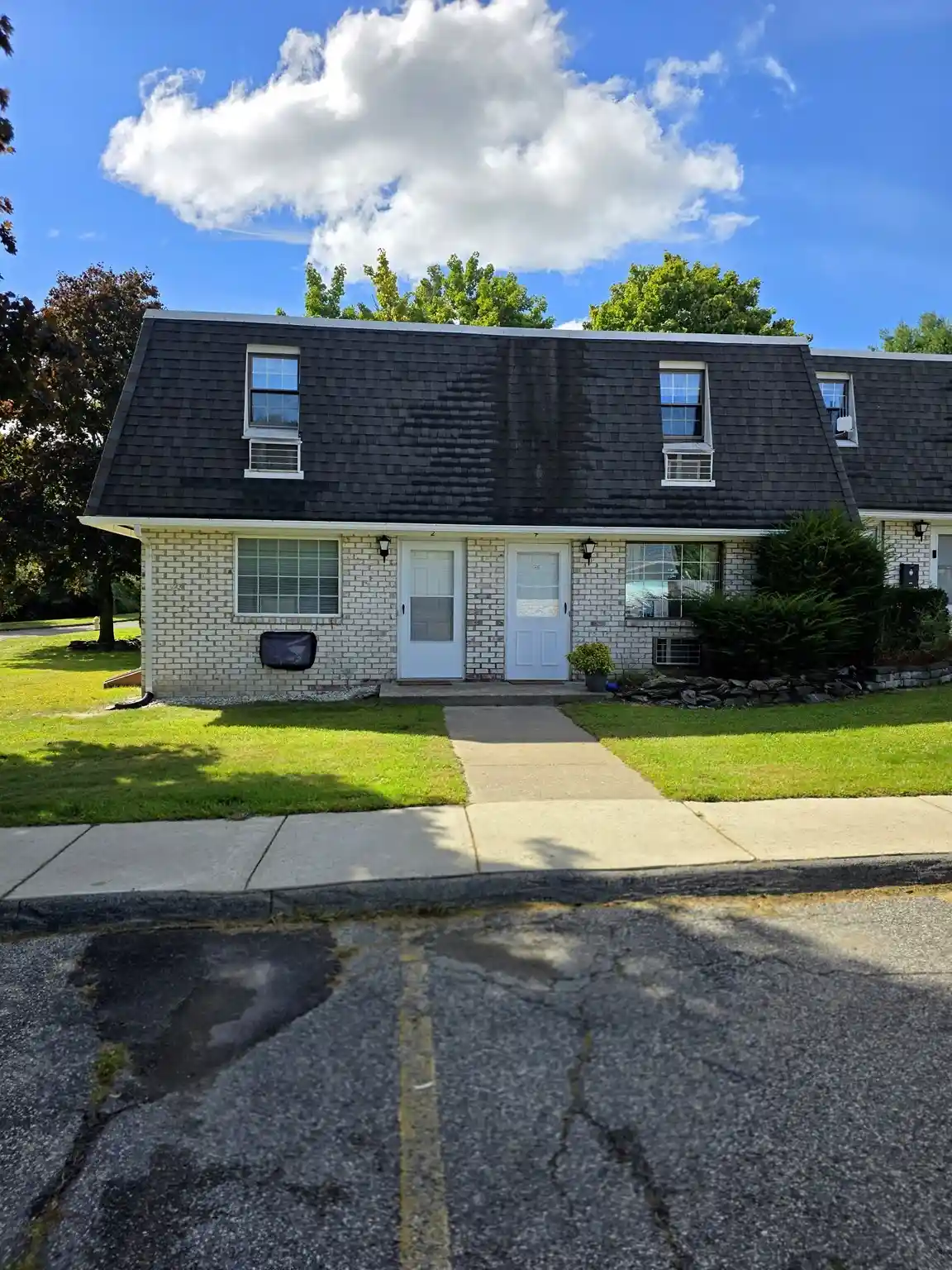 Listing Photo 1 - Condo for sale in 2 Princeton Ter located at 2 Princeton Ter, Greenfield, MA 01301 - Unit 2 Princeton Ter