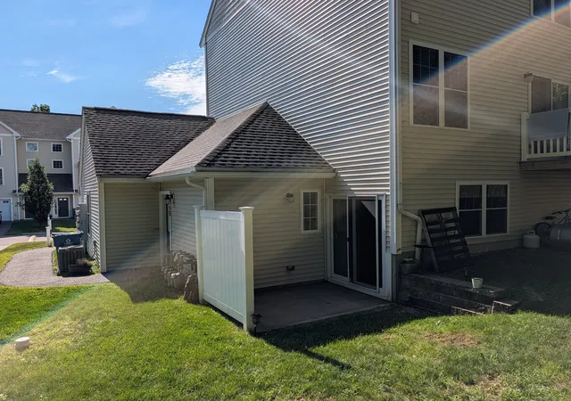 Photo 3 of Condo for sale at 15 Bennett St #15, Nashua, NH 03064 | MLS# 73572009 | Listing updated on 2026-09-08