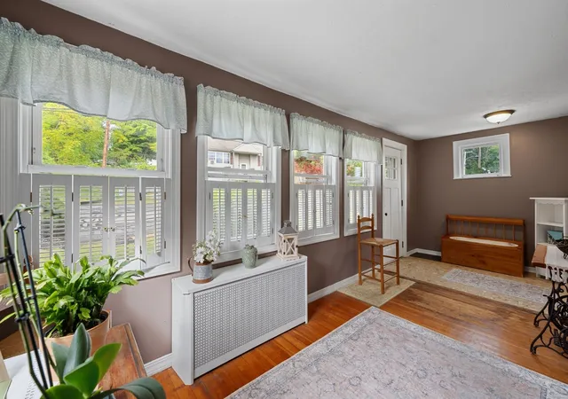Photo 3 of Single family home for sale at 46 Chester St, Worcester, MA 01605 | MLS# 73575436 | Listing updated on 2026-09-14