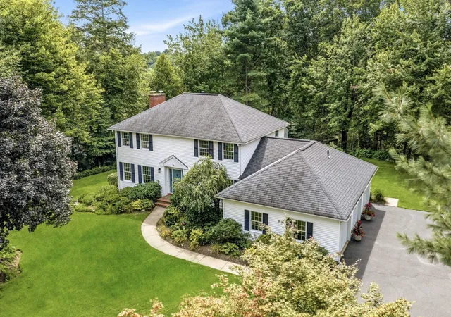 Photo 2 of Sale Pending at 28 Ashley Cir, Easthampton, MA 01027 | MLS# 73570808 | Listing updated on 2026-09-23