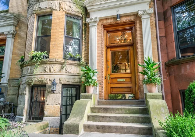 Photo 1 of Sale Pending at 1081 Beacon #8, Brookline, MA 02446 | MLS# 73572969 | Listing updated on 2026-10-07