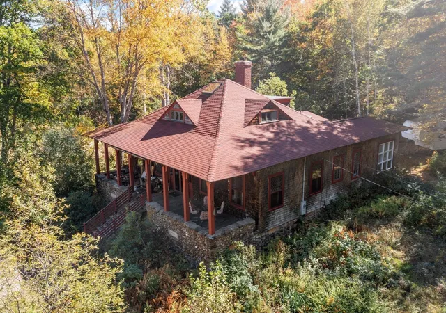 Photo 3 of Single family home for sale at 25 Fairbank St, Winchendon, MA 01475 | MLS# 73587925 | Listing updated on 2026-10-16