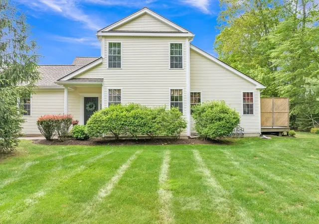 Condo for sale at 16 Linkside Ct #16, Northbridge, MA 01534 | MLS# 73570500