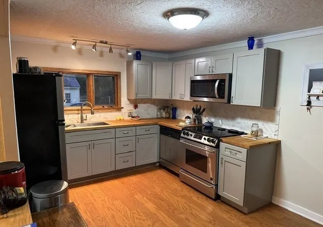 Photo 3 of Single family home for sale at 40 Williams Ave, Athol, MA 01331 | MLS# 73581362 | Listing updated on 2026-10-07