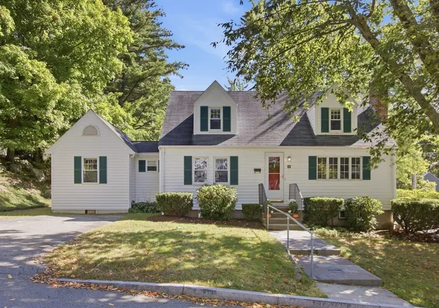 Single family home for sale at 3 Palmer Hl Ave, Reading, MA 01867 | MLS# 73584250