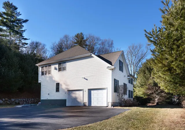 Photo 3 of Sale Pending at 300 Crownshield Ave, Uxbridge, MA 01569 | MLS# 73570560 | Listing updated on 2026-10-07