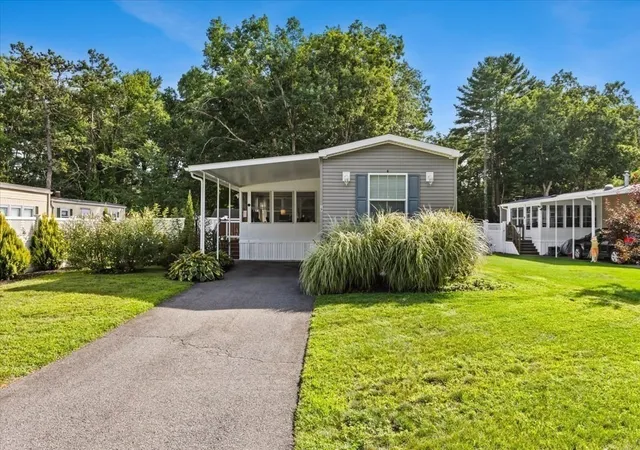 Photo 4 of Manufactured home for sale at 17 Deer Hl Ln, Plymouth, MA 02360 | MLS# 73572298 | Listing updated on 2026-09-05