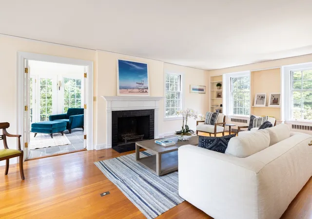 Photo 4 of Single family home for sale at 401 Heath St, Chestnut Hill, MA 02467 | MLS# 73572599 | Listing updated on 2026-09-11