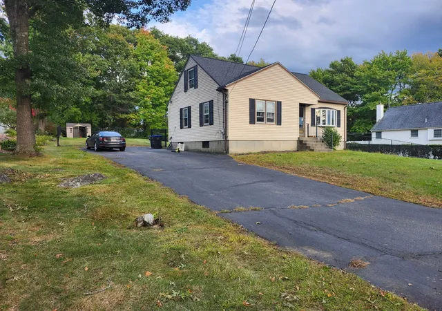 Photo 2 of Single family home for sale at 4 Westview Ave, Millbury, MA 01527 | MLS# 73586248 | Listing updated on 2026-10-07