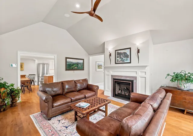 Listing Photo 5 - Condo for sale in building located at 62 Thistle Patch, Hingham, MA 02043 - Unit #62