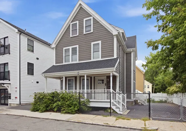 Photo 3 of Single family home for sale at 3 Oakhurst St, Dorchester Center, MA 02124 | MLS# 73575961 | Listing updated on 2026-09-15