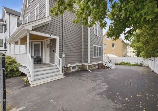Photo 4 of Single family home for sale at 3 Oakhurst St, Dorchester Center, MA 02124 | MLS# 73575961 | Listing updated on 2026-09-15