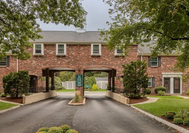 Photo 1 of Condo for sale at 106 Windsor Dr #106, Framingham, MA 01701 | MLS# 73585392 | Listing updated on 2026-10-15