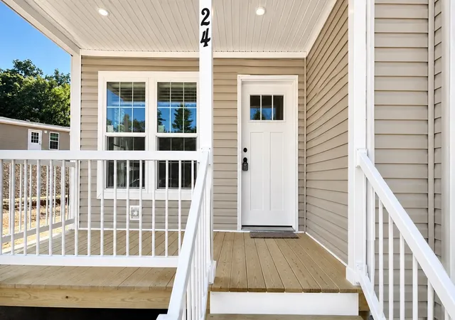 Photo 1 of Single family home for sale at 24 Pinrock Dr, Sturbridge, MA 01566 | MLS# 73586697 | Listing updated on 2026-10-09