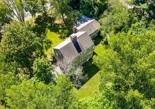 Photo 4 of Single family home for sale at 220 Essex St, Lynnfield, MA 01940 | MLS# 73573598 | Listing updated on 2026-09-12