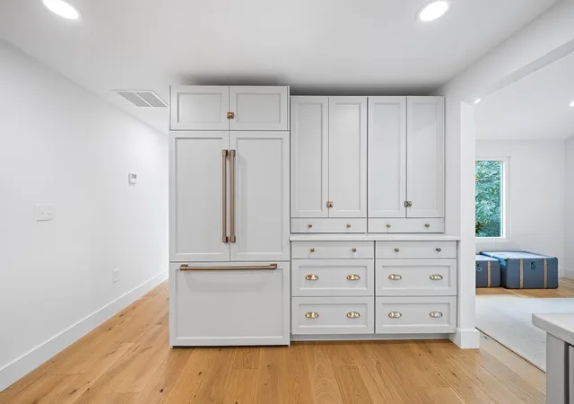 Photo 2 of Single family home for sale at 192 Westboro Rd, Upton, MA 01568 | MLS# 73584356 | Listing updated on 2026-10-06