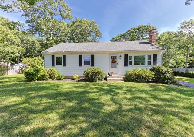 Photo 1 of Single family home for sale at 124 Starlight Dr, Marstons Mills, MA 02648 | MLS# 73579882 | Listing updated on 2026-10-27