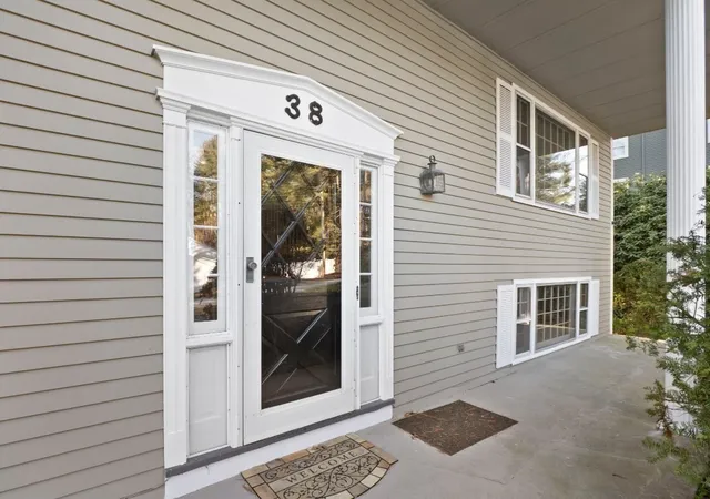 Photo 3 of Single family home for sale at 38 Fort Sumter Dr, Holden, MA 01520 | MLS# 73574405 | Listing updated on 2026-10-04