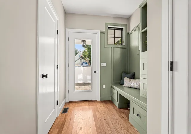Photo 3 of Single family home for sale at 20 R Plain St, Dorchester, MA 02122 | MLS# 73581536 | Listing updated on 2026-10-13