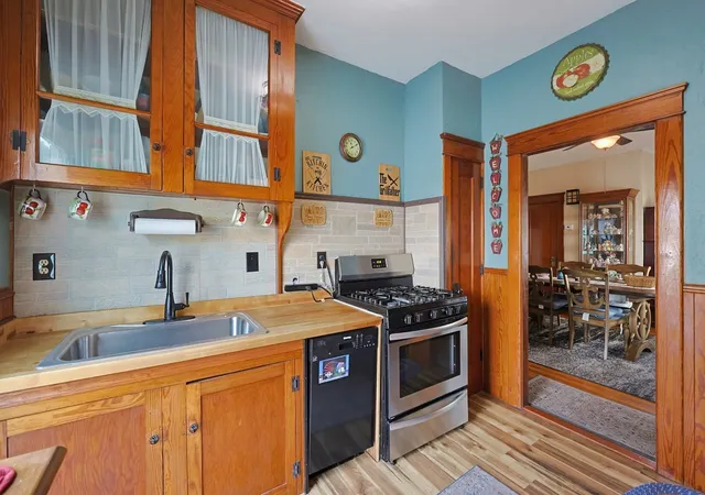 Photo 2 of House for sale at 88 Arizona St, Fall River, MA 02723 | MLS# 73572416 | Listing updated on 2026-10-02