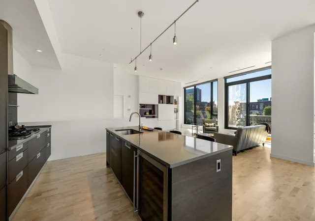 Listing Photo 5 - Condo for sale in FP3 Residences located at 346 Congress St, Boston, MA 02210 - Unit #PH1